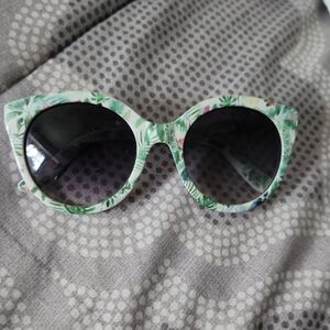 Tropical Print Cat-Eye Sunglasses